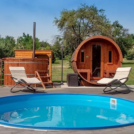 Rozmaring Vendeghaz Hotel Zengővárkony Bagian luar foto