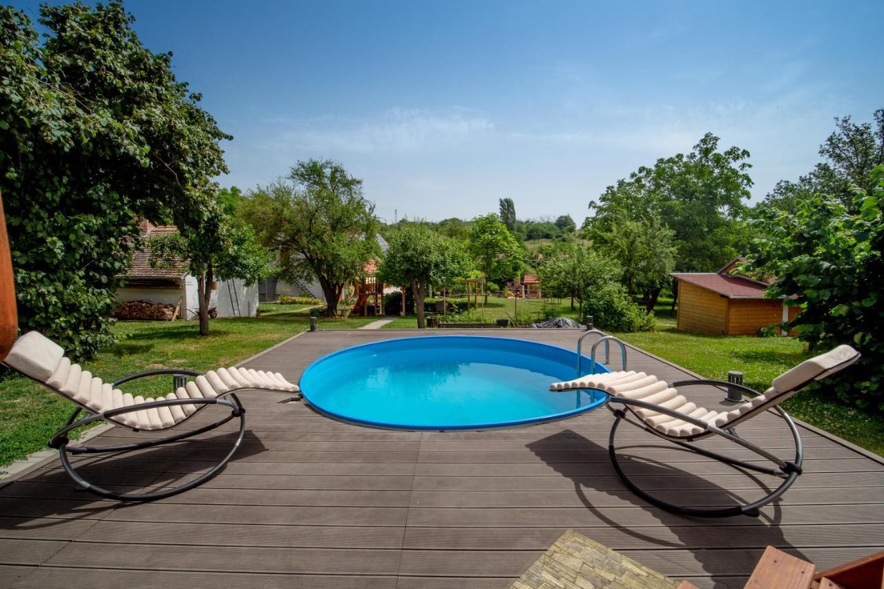 Rozmaring Vendeghaz Hotel Zengővárkony Bagian luar foto