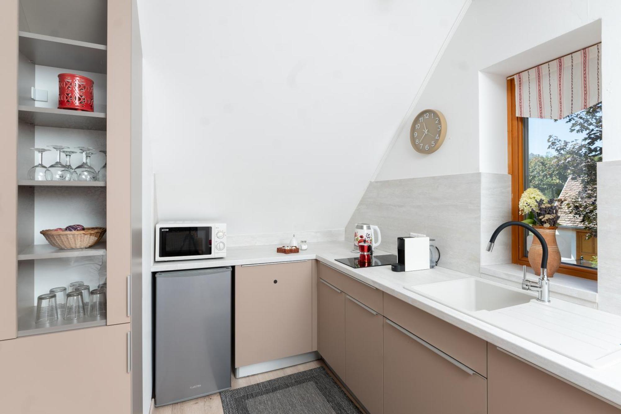 Rozmaring Vendeghaz Hotel Zengővárkony Bagian luar foto