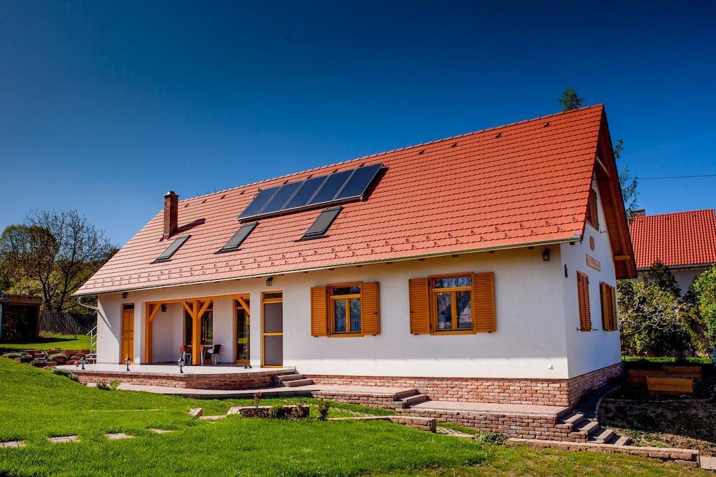 Rozmaring Vendeghaz Hotel Zengővárkony Bagian luar foto
