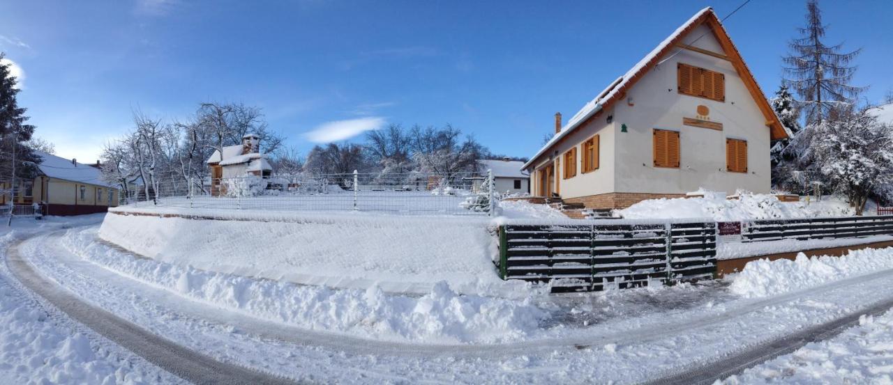 Rozmaring Vendeghaz Hotel Zengővárkony Bagian luar foto