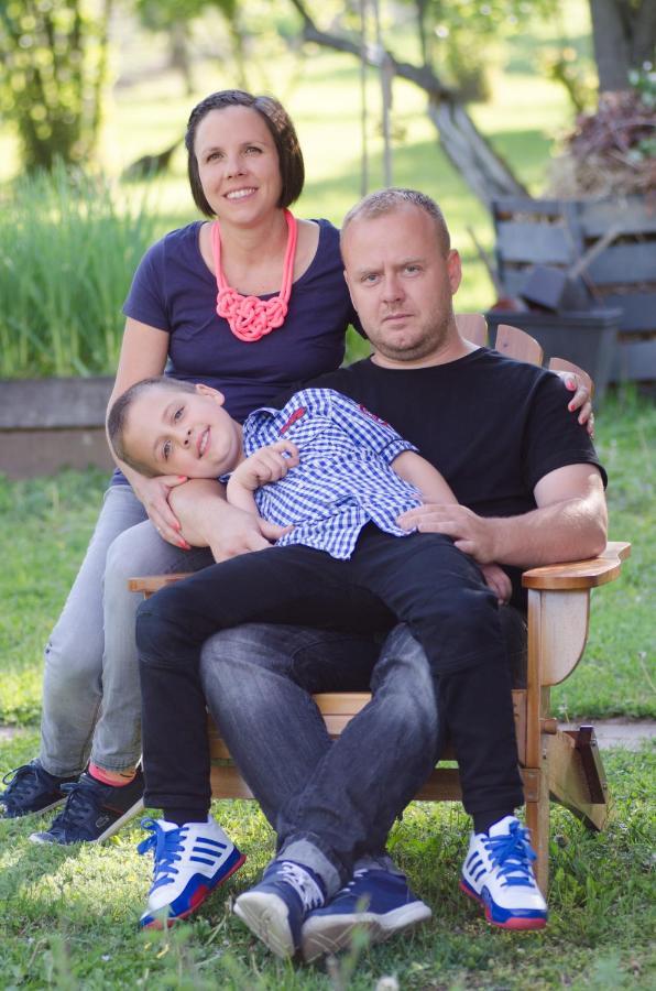 Rozmaring Vendeghaz Hotel Zengővárkony Bagian luar foto